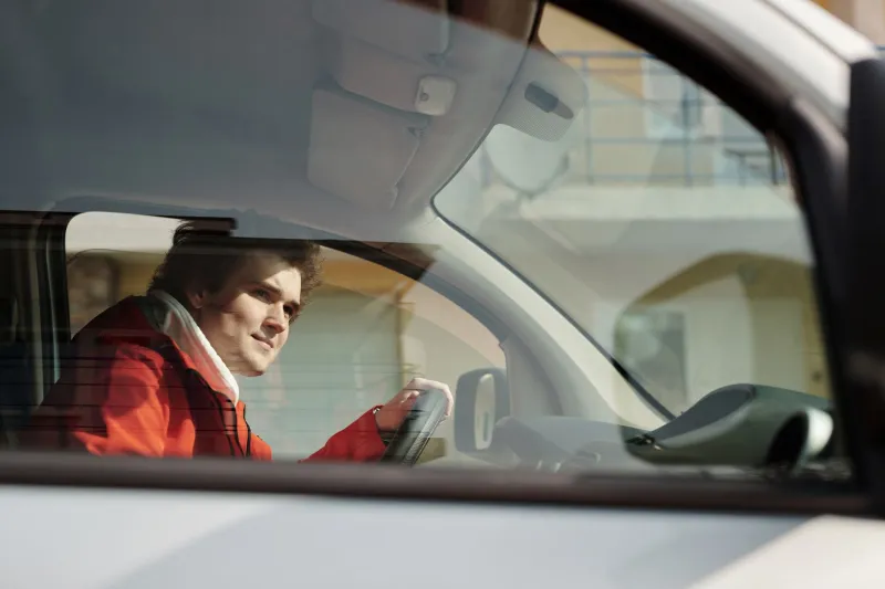 Driven to Damage: The Surprising Amount of UV Radiation You Absorb Behind the Wheel